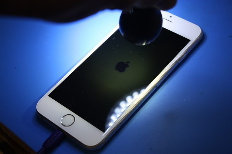 iPhone 6 Plus Hintergrundbeleuchtung Backlight IC Reparatur