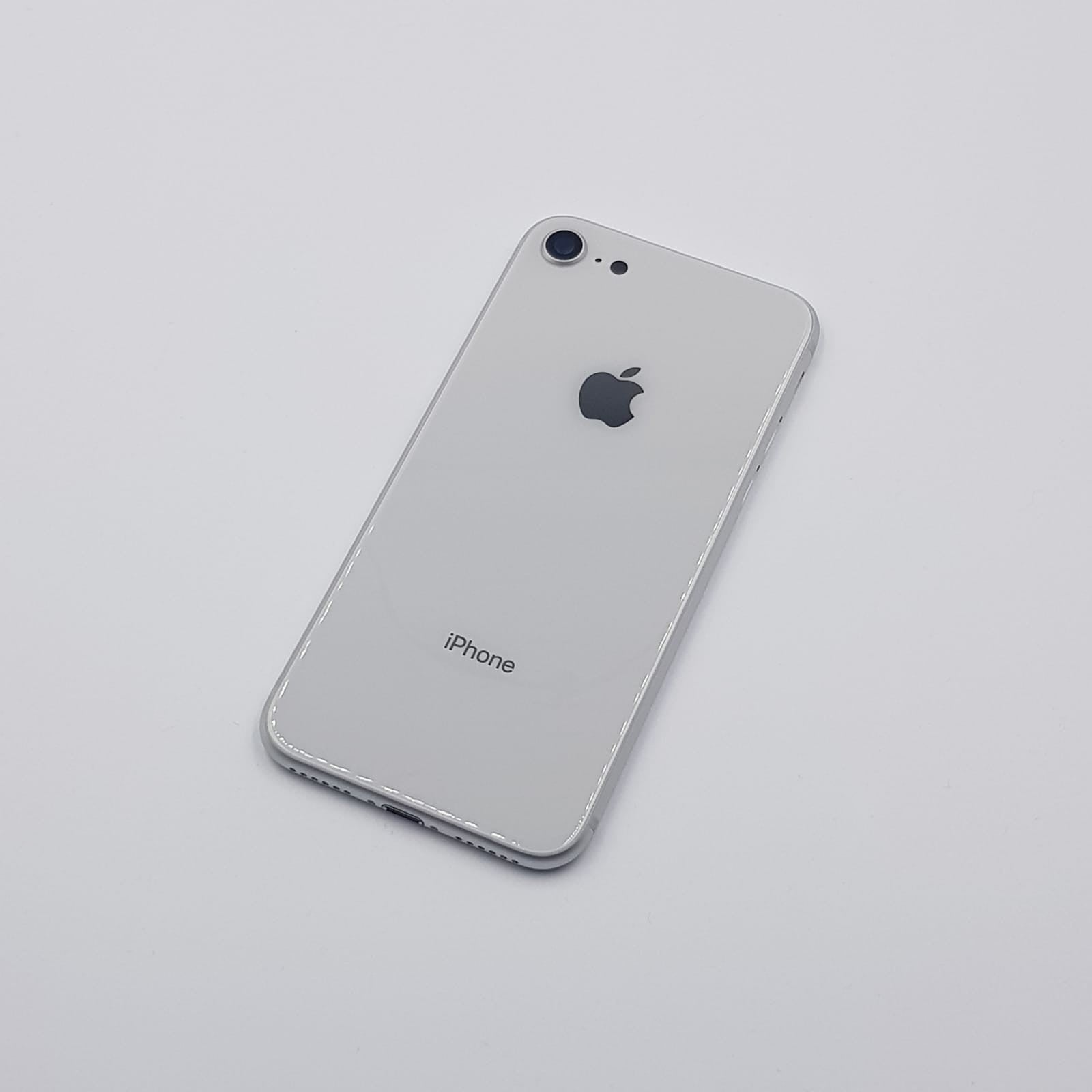 iPhone 8 Backcover Gehäuse Akkudeckel in weiss