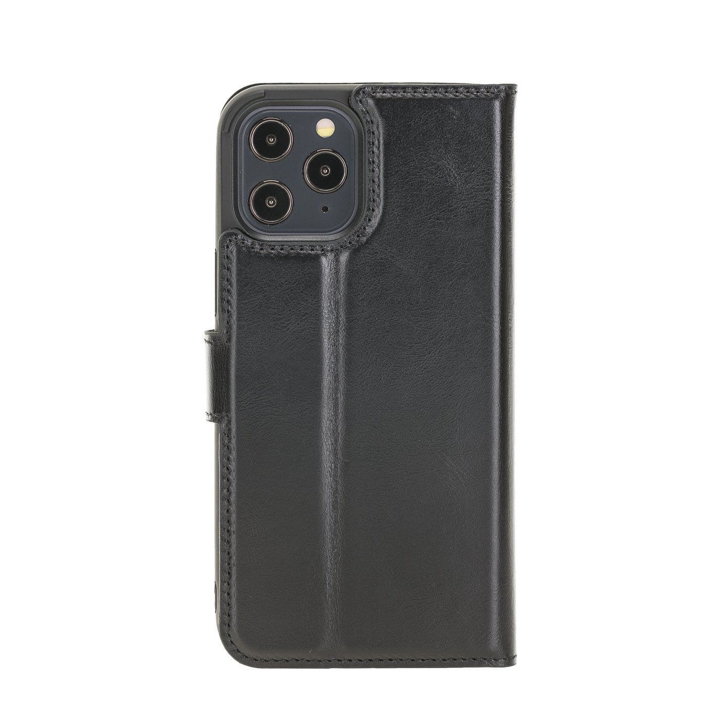 Bouletta Magnetische abnehmbare Handyhülle aus Leder mit RFID-Blocker für iPhone 12 Pro Max Rustic Black