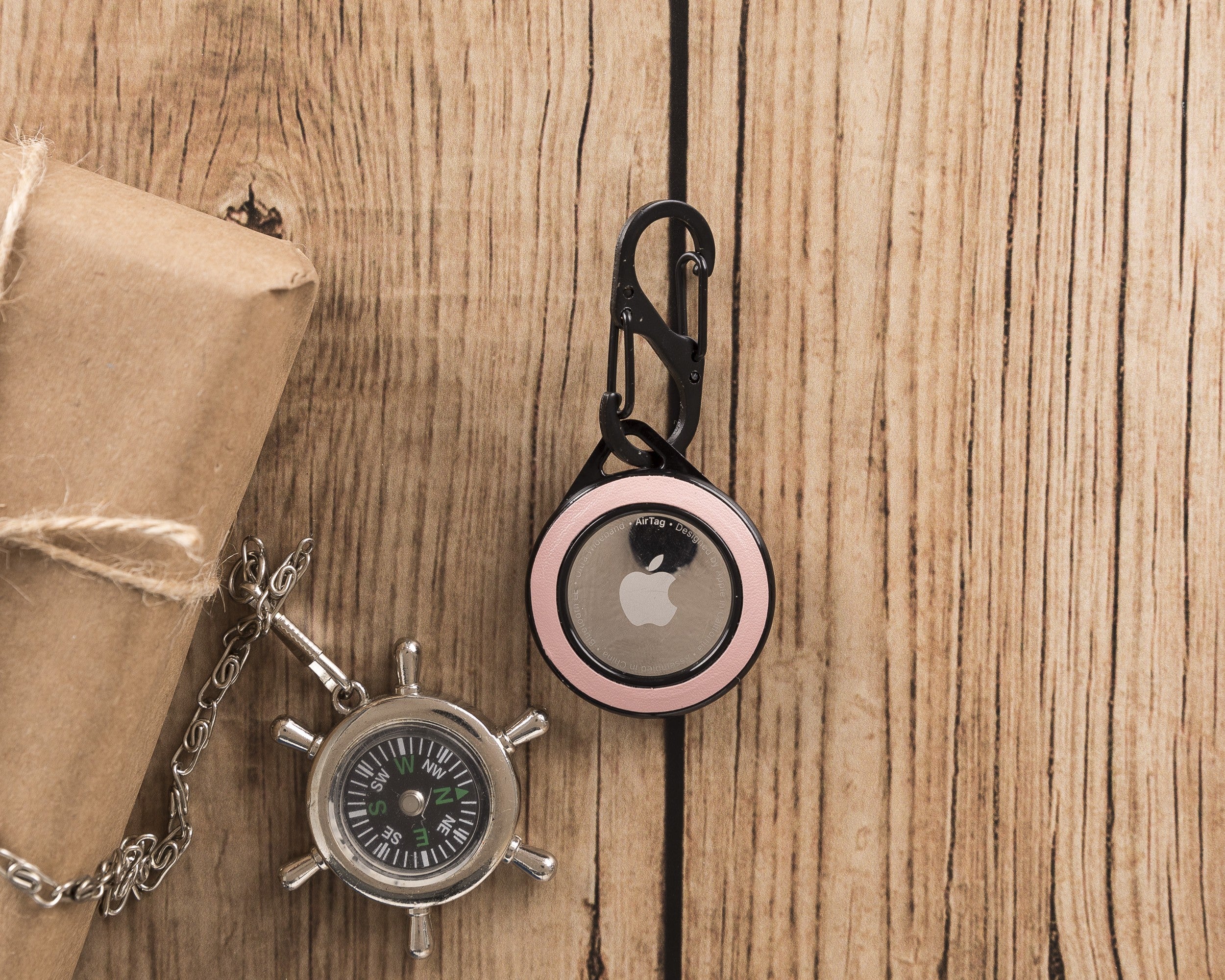 Pelit AirTag Lederhülle - Pink