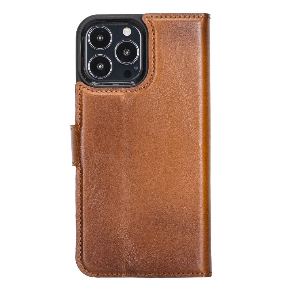 Bouletta Magnetische abnehmbare Handyhülle aus Leder mit RFID-Blocker für iPhone 15 Plus Tan
