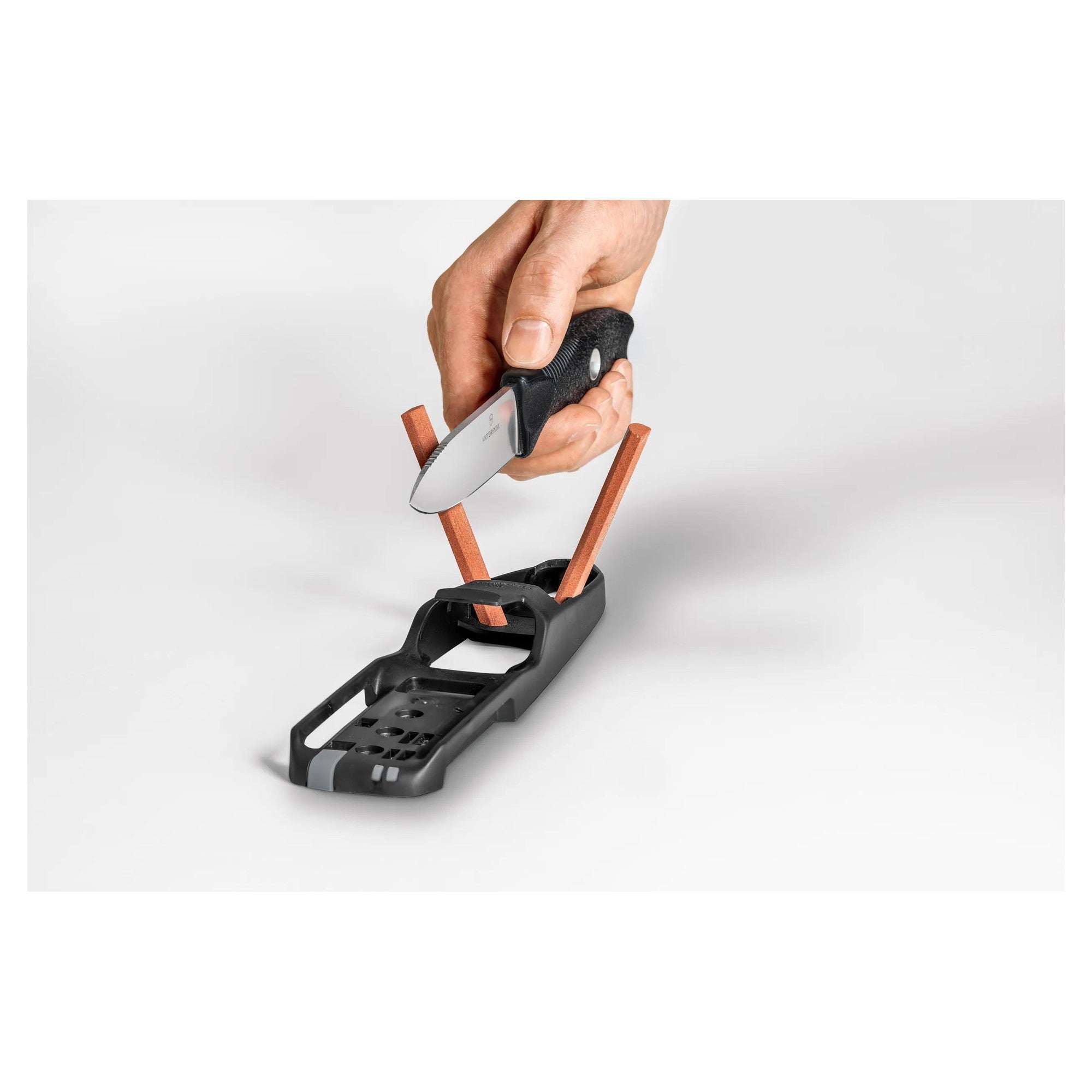 Victorinox Venture Pro Kit