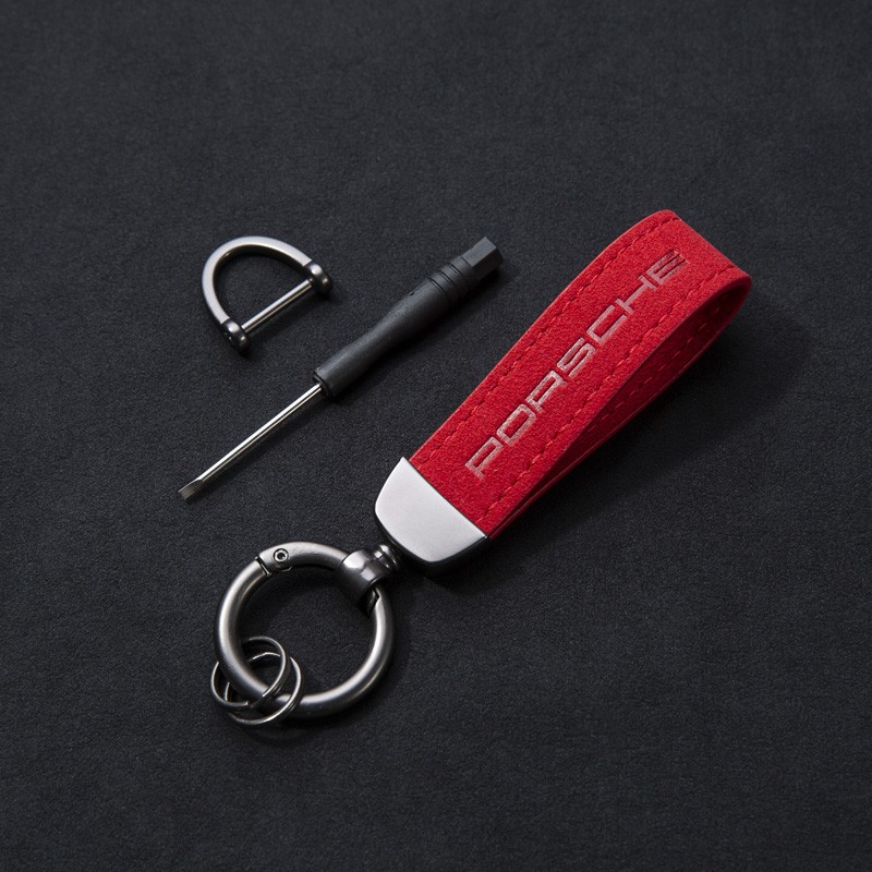 Schlüsselanhänger aus Leder mit Rot Tuning Autofelge