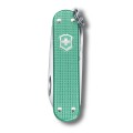 Victorinox Classic SD Alox Minty Mint mit Gratis Gravur 0.6221.221G