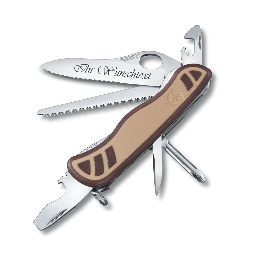 VICTORINOX "Trailmaster Grip"