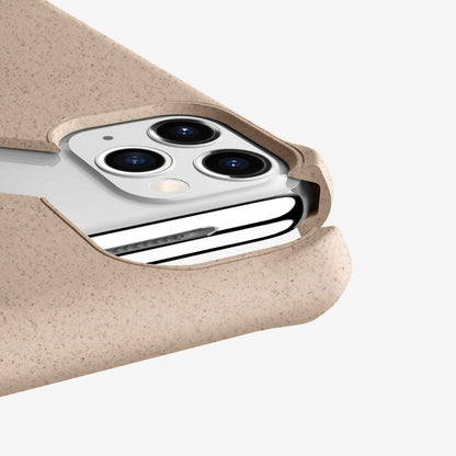 Itskins ﻿Feronia Bio Back Cover für das iPhone 11 Pro  Sand