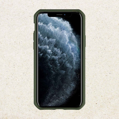 Itskins ﻿Feronia Bio Back Cover für das iPhone 11 Pro  Grün